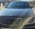 Черный Мерседес С Класс, объемом двигателя 3.2 л и пробегом 304 тыс. км за 8800 $, фото 1 на Automoto.ua