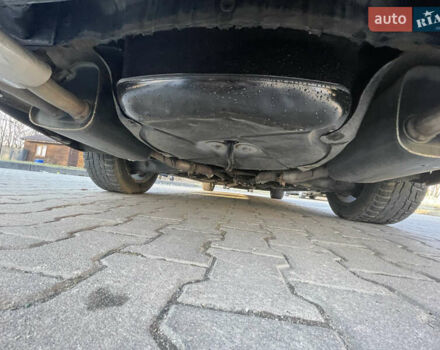 Черный Мерседес С Класс, объемом двигателя 5 л и пробегом 400 тыс. км за 4799 $, фото 54 на Automoto.ua