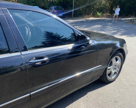 Чорний Мерседес С Клас, об'ємом двигуна 5 л та пробігом 284 тис. км за 6500 $, фото 2 на Automoto.ua