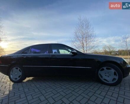 Черный Мерседес С Класс, объемом двигателя 3.72 л и пробегом 390 тыс. км за 5600 $, фото 7 на Automoto.ua