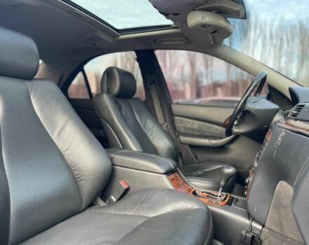 Чорний Мерседес С Клас, об'ємом двигуна 3.2 л та пробігом 420 тис. км за 5700 $, фото 22 на Automoto.ua