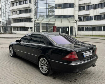 Черный Мерседес С Класс, объемом двигателя 4.3 л и пробегом 415 тыс. км за 6500 $, фото 10 на Automoto.ua
