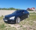 Чорний Мерседес С Клас, об'ємом двигуна 5 л та пробігом 350 тис. км за 3500 $, фото 1 на Automoto.ua