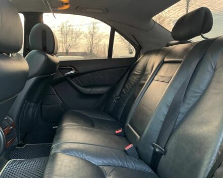 Чорний Мерседес С Клас, об'ємом двигуна 3.2 л та пробігом 420 тис. км за 5700 $, фото 23 на Automoto.ua