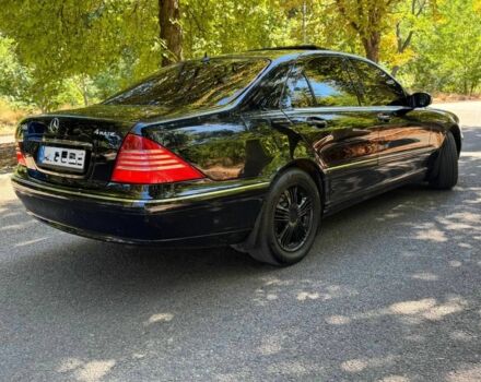 Чорний Мерседес С Клас, об'ємом двигуна 0 л та пробігом 260 тис. км за 5700 $, фото 3 на Automoto.ua