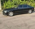 Черный Мерседес С Класс, объемом двигателя 4.97 л и пробегом 250 тыс. км за 6000 $, фото 1 на Automoto.ua