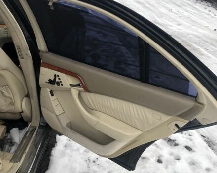 Черный Мерседес С Класс, объемом двигателя 0 л и пробегом 500 тыс. км за 1800 $, фото 6 на Automoto.ua