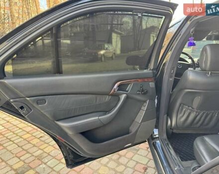 Черный Мерседес С Класс, объемом двигателя 5 л и пробегом 285 тыс. км за 7999 $, фото 32 на Automoto.ua