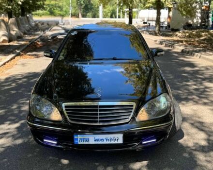 Чорний Мерседес С Клас, об'ємом двигуна 0 л та пробігом 260 тис. км за 5700 $, фото 4 на Automoto.ua