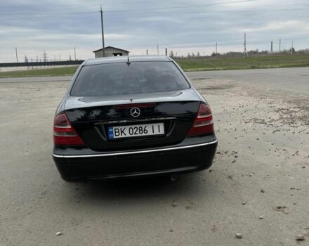 Чорний Мерседес С Клас, об'ємом двигуна 2 л та пробігом 362 тис. км за 5800 $, фото 2 на Automoto.ua
