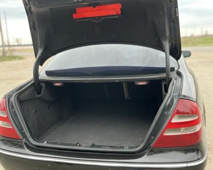 Чорний Мерседес С Клас, об'ємом двигуна 2 л та пробігом 362 тис. км за 5800 $, фото 4 на Automoto.ua
