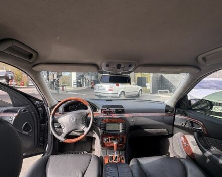 Мерседес С Класс 2005 в Киеве на Automoto.ua Черный Мерседес С Класс, объемом двигателя 5 л и пробегом 290 тыс. км за 4500 $, фото 6 на Automoto.ua