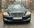 Черный Мерседес С Класс, объемом двигателя 3.5 л и пробегом 300 тыс. км за 6999 $, фото 1 на Automoto.ua