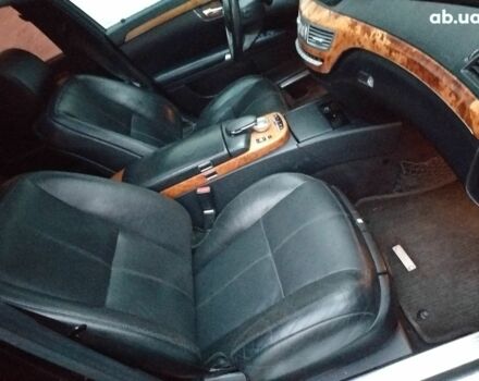 Черный Мерседес С Класс, объемом двигателя 3.5 л и пробегом 300 тыс. км за 11500 $, фото 10 на Automoto.ua