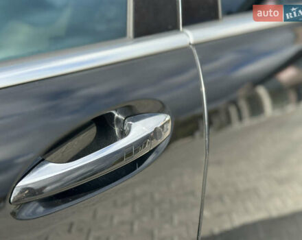 Черный Мерседес С Класс, объемом двигателя 5.5 л и пробегом 299 тыс. км за 9500 $, фото 8 на Automoto.ua