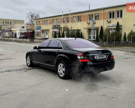 Черный Мерседес С Класс, объемом двигателя 5.5 л и пробегом 258 тыс. км за 7500 $, фото 4 на Automoto.ua