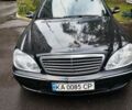 Чорний Мерседес С Клас, об'ємом двигуна 4.97 л та пробігом 240 тис. км за 8000 $, фото 1 на Automoto.ua