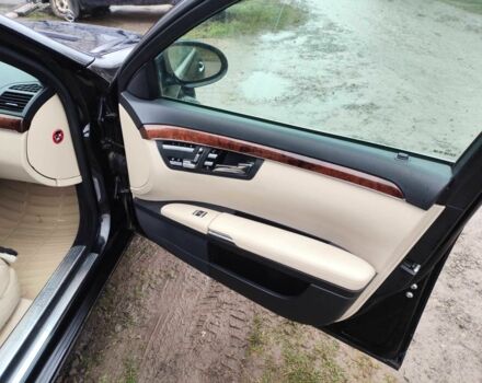 Чорний Мерседес С Клас, об'ємом двигуна 3.5 л та пробігом 207 тис. км за 8999 $, фото 21 на Automoto.ua