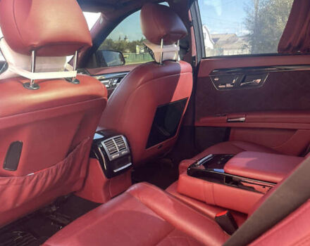 Черный Мерседес С Класс, объемом двигателя 5.46 л и пробегом 419 тыс. км за 11999 $, фото 16 на Automoto.ua