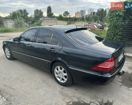 Черный Мерседес С Класс, объемом двигателя 3.2 л и пробегом 430 тыс. км за 6000 $, фото 3 на Automoto.ua