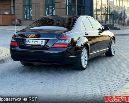 Черный Мерседес С Класс, объемом двигателя 3.5 л и пробегом 210 тыс. км за 12500 $, фото 3 на Automoto.ua