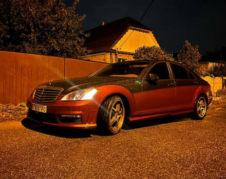 Черный Мерседес С Класс, объемом двигателя 5.46 л и пробегом 419 тыс. км за 11999 $, фото 18 на Automoto.ua