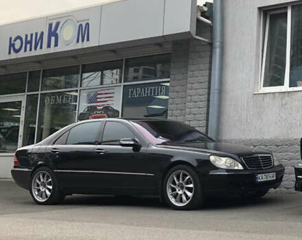 Черный Мерседес С Класс, объемом двигателя 5 л и пробегом 232 тыс. км за 10000 $, фото 22 на Automoto.ua