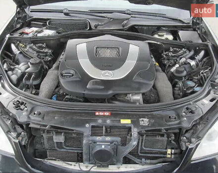 Чорний Мерседес С Клас, об'ємом двигуна 5.5 л та пробігом 298 тис. км за 11999 $, фото 20 на Automoto.ua
