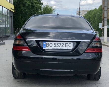 Черный Мерседес С Класс, объемом двигателя 3.5 л и пробегом 300 тыс. км за 11500 $, фото 3 на Automoto.ua