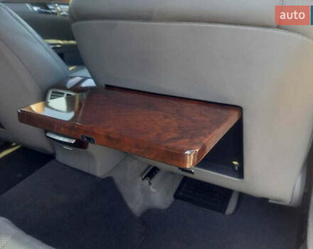 Чорний Мерседес С Клас, об'ємом двигуна 5.5 л та пробігом 298 тис. км за 11999 $, фото 12 на Automoto.ua