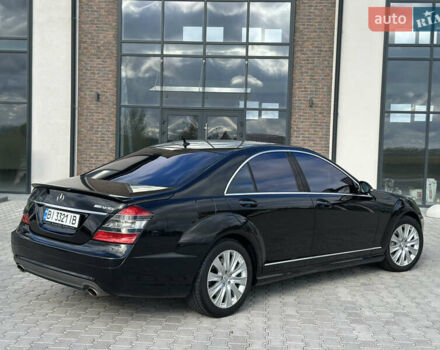 Черный Мерседес С Класс, объемом двигателя 5.5 л и пробегом 299 тыс. км за 9500 $, фото 10 на Automoto.ua