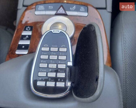 Чорний Мерседес С Клас, об'ємом двигуна 5.5 л та пробігом 298 тис. км за 11999 $, фото 14 на Automoto.ua