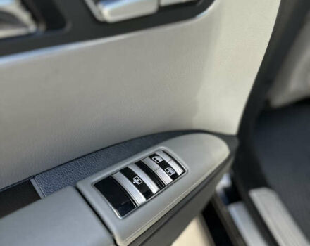 Черный Мерседес С Класс, объемом двигателя 5.5 л и пробегом 299 тыс. км за 9500 $, фото 25 на Automoto.ua