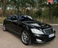 Чорний Мерседес С Клас, об'ємом двигуна 5.5 л та пробігом 177 тис. км за 9990 $, фото 1 на Automoto.ua