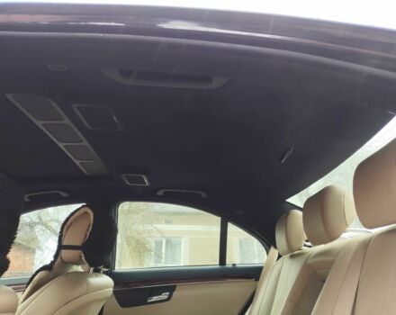 Чорний Мерседес С Клас, об'ємом двигуна 3.5 л та пробігом 207 тис. км за 8999 $, фото 5 на Automoto.ua