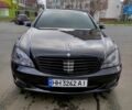 Черный Мерседес С Класс, объемом двигателя 3.5 л и пробегом 200 тыс. км за 12000 $, фото 2 на Automoto.ua