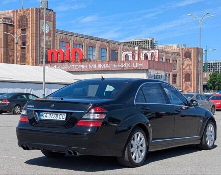 Черный Мерседес С Класс, объемом двигателя 5.5 л и пробегом 217 тыс. км за 10999 $, фото 3 на Automoto.ua