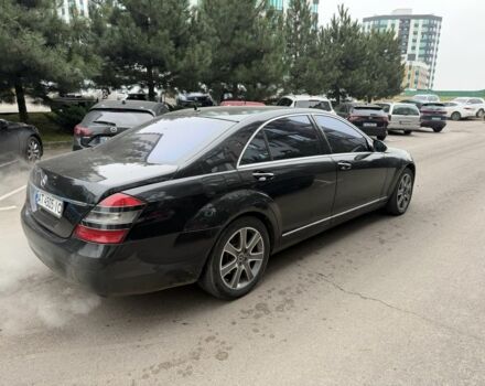 Чорний Мерседес С Клас, об'ємом двигуна 5.5 л та пробігом 300 тис. км за 6850 $, фото 3 на Automoto.ua