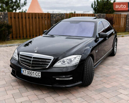 Черный Мерседес С Класс, объемом двигателя 5.46 л и пробегом 189 тыс. км за 16400 $, фото 23 на Automoto.ua