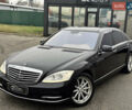 Чорний Мерседес С Клас, об'ємом двигуна 5.51 л та пробігом 193 тис. км за 12700 $, фото 2 на Automoto.ua