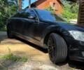 Чорний Мерседес С Клас, об'ємом двигуна 5.5 л та пробігом 185 тис. км за 11999 $, фото 1 на Automoto.ua