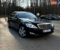Черный Мерседес С Класс, объемом двигателя 5.5 л и пробегом 290 тыс. км за 7300 $, фото 1 на Automoto.ua