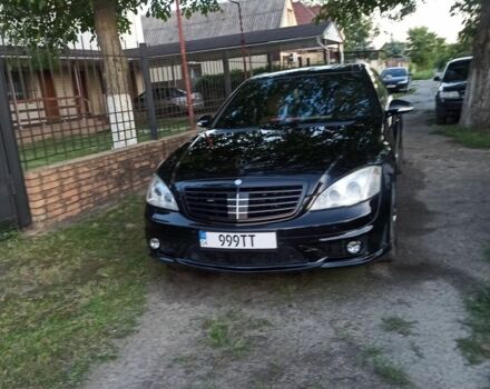 Черный Мерседес С Класс, объемом двигателя 0 л и пробегом 350 тыс. км за 10999 $, фото 1 на Automoto.ua