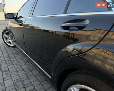 Чорний Мерседес С Клас, об'ємом двигуна 5.46 л та пробігом 224 тис. км за 11200 $, фото 76 на Automoto.ua
