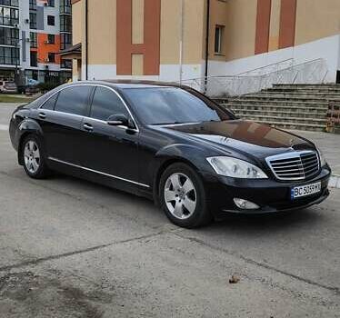 Чорний Мерседес С Клас, об'ємом двигуна 3 л та пробігом 445 тис. км за 13800 $, фото 1 на Automoto.ua