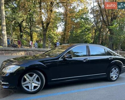 Мерседес С Класс 2006 в Киеве на Automoto.ua Черный Мерседес С Класс, объемом двигателя 5.46 л и пробегом 222 тыс. км за 19000 $, фото 15 на Automoto.ua