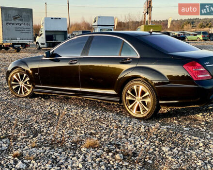 Черный Мерседес С Класс, объемом двигателя 5.51 л и пробегом 215 тыс. км за 12499 $, фото 25 на Automoto.ua