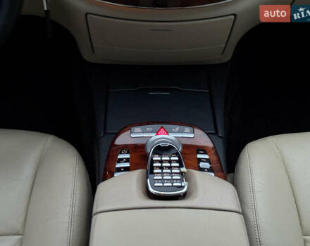 Черный Мерседес С Класс, объемом двигателя 2.99 л и пробегом 390 тыс. км за 9900 $, фото 6 на Automoto.ua