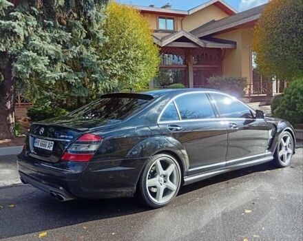 Чорний Мерседес С Клас, об'ємом двигуна 5.5 л та пробігом 235 тис. км за 10999 $, фото 12 на Automoto.ua