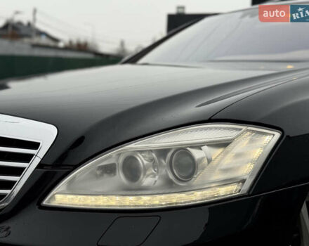 Чорний Мерседес С Клас, об'ємом двигуна 5.51 л та пробігом 193 тис. км за 12700 $, фото 4 на Automoto.ua